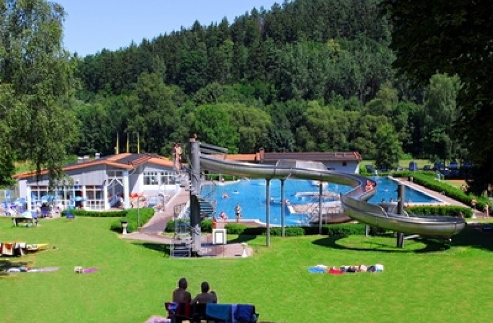 BadePark Ronshausen 400x300