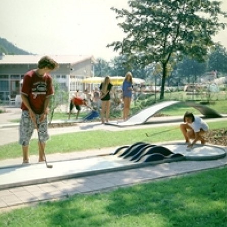 a390a72eaf1c411fb80bfc57320f0702